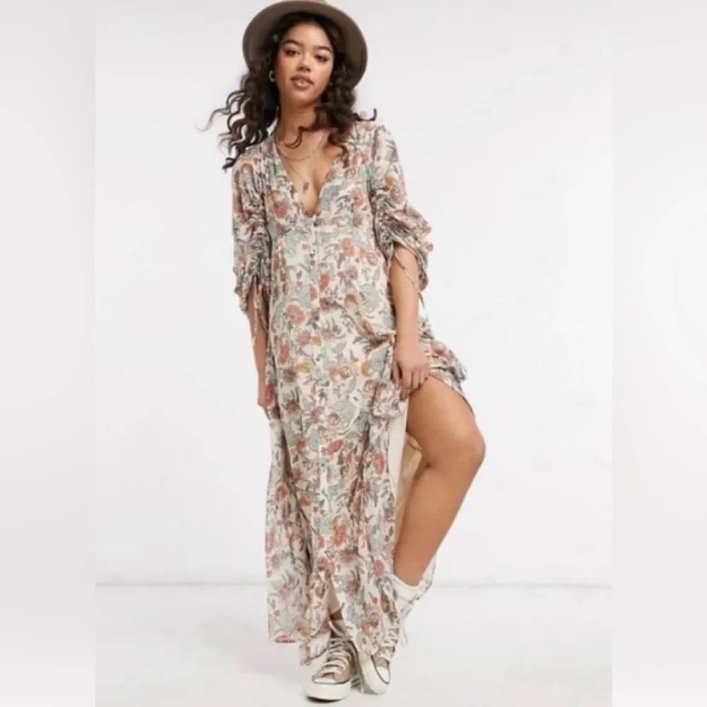 ☮️ Free People; BEAUTIFUL & Romantic “Earthfolk” Floral Maxi Dress in Sz. Small! - Picture 6 of 16